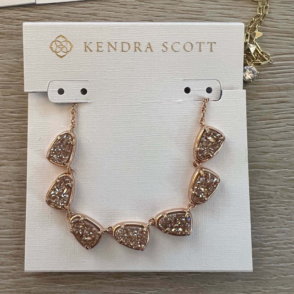 Kendra Scott Susanna necklace